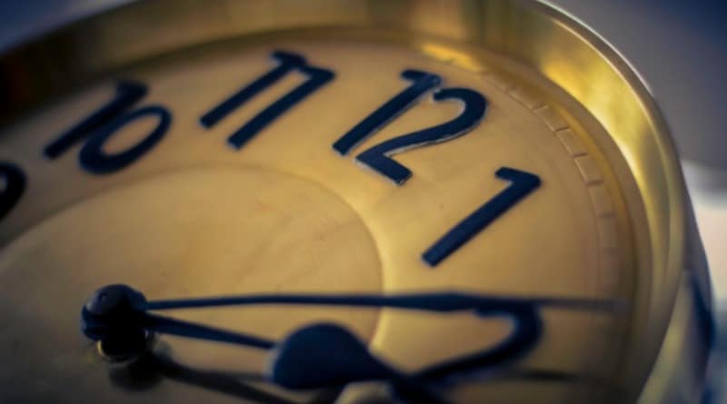 SEVEN SIMPLE, TIME-SAVING CLEANING TIPS FOR EVERY HOME