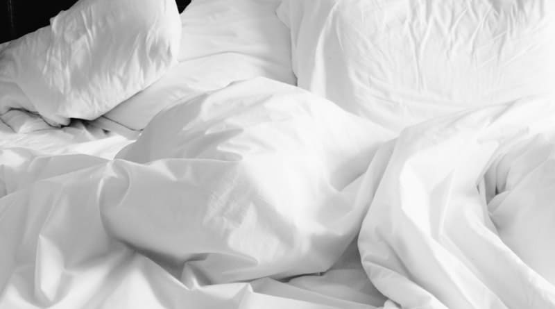7 Hacks For A Calming Sleep Space