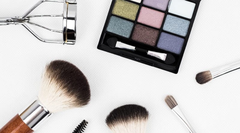 Beginner’s Guide to Online Makeup Shopping