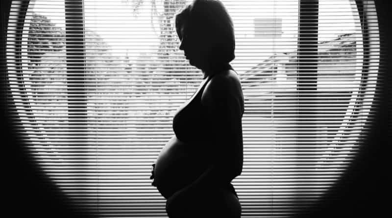 Four Things You Need to Know about Postterm Pregnancy Risks