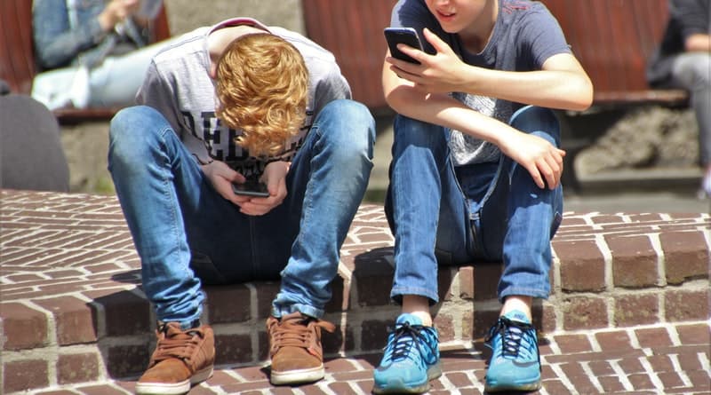 Phone Obsession: Helping Your Kids