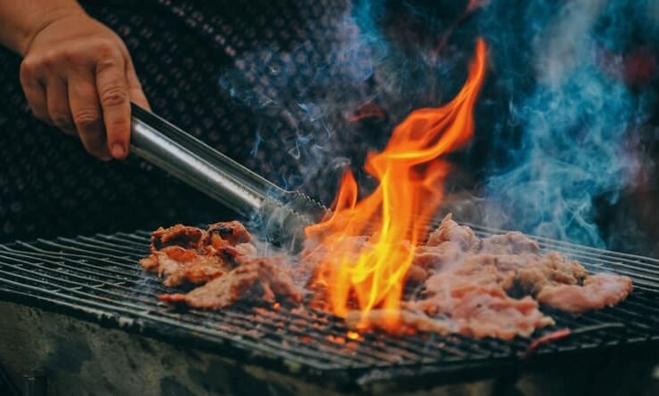 10 Easy Tips For A Healthy BBQ With Friends & Family