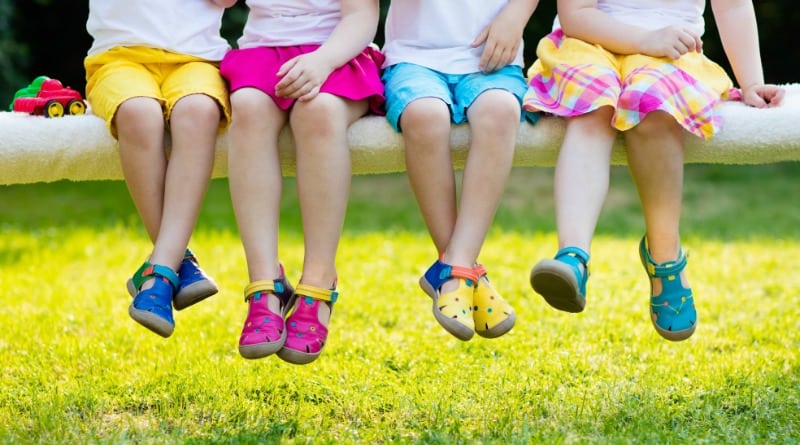 When and How to Buy Children's Shoes for Your Kids
