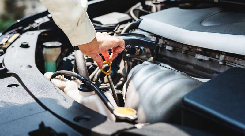 4 Tips You Need to Help Keep Your Car Engine Clean and Running Smoothly