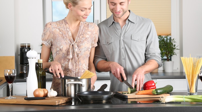 Top 5 Christmas Gifts for People Who Love to Cook and Bake