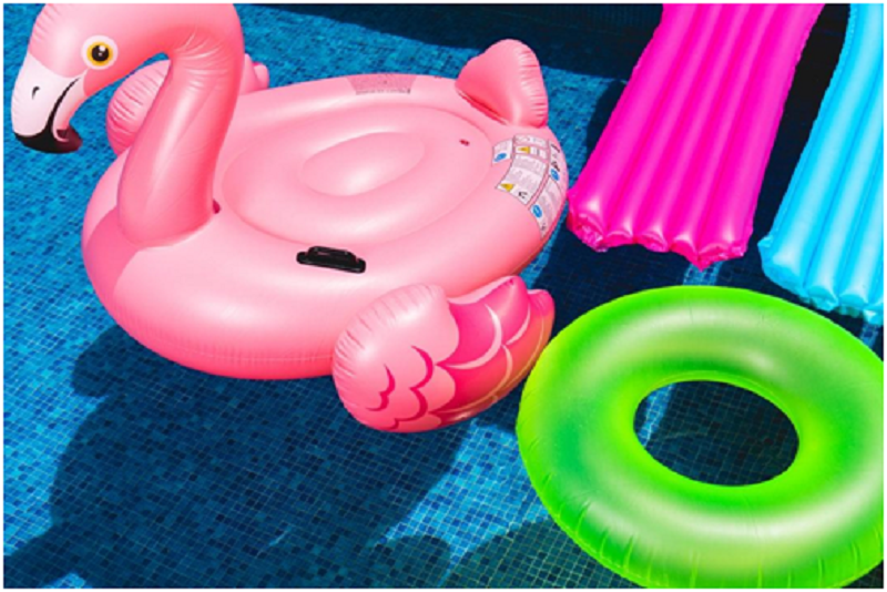 Pool party
