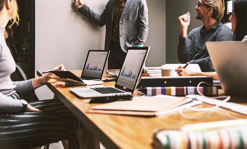The Impact of Technological Change on Modern Day Businesses