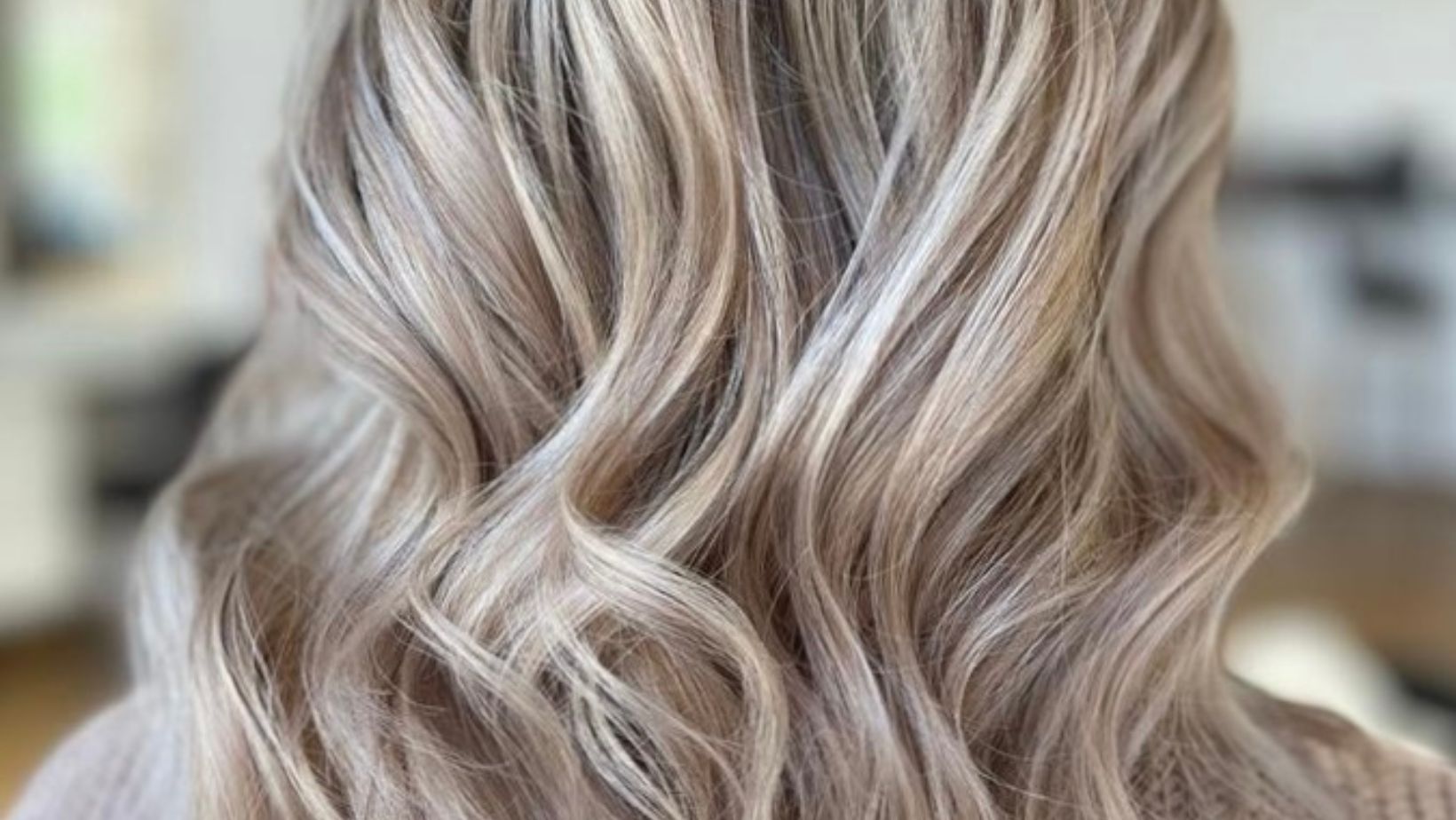 honey blonde highlights on natural hair