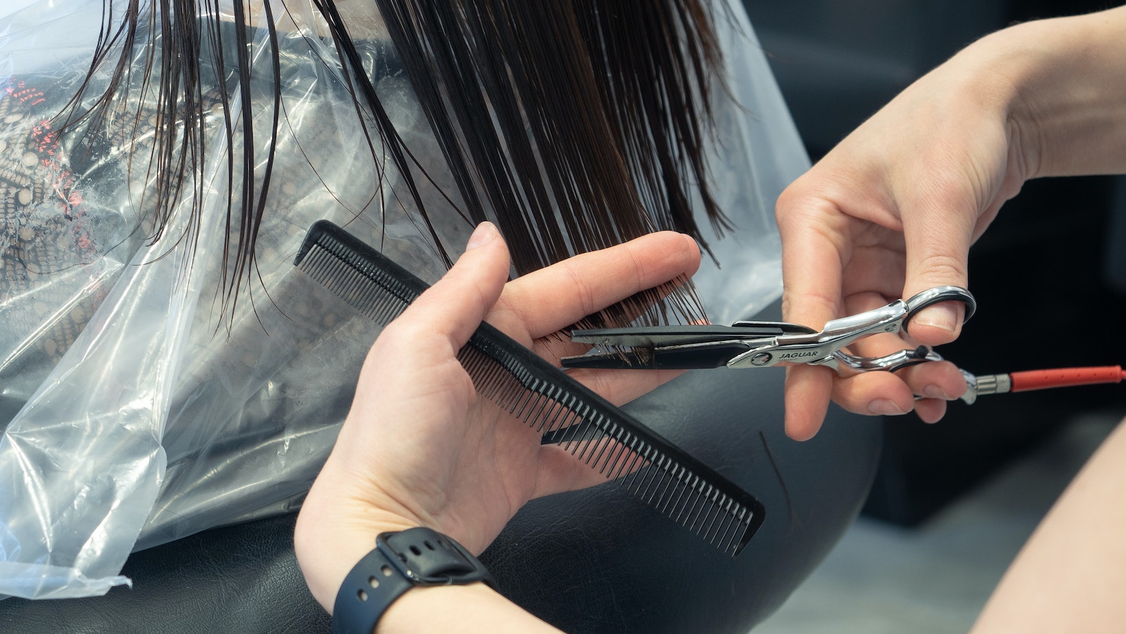 how to trim ends on natural hair