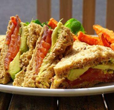 The role of food in achieving a balanced lifestyle tips for physical and mental well being